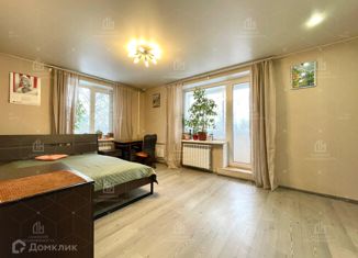 Продажа 2-ком. квартиры, 42.2 м2, Санкт-Петербург, улица Ленсовета, 40, муниципальный округ Звёздное