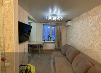Продажа четырехкомнатной квартиры, 65 м2, Оренбургская область, улица Добровольского, 33