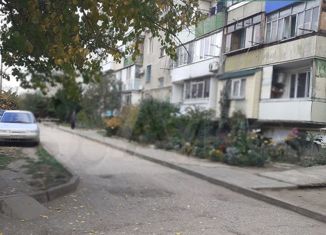 1-ком. квартира на продажу, 28 м2, Керчь, улица Суворова, 25