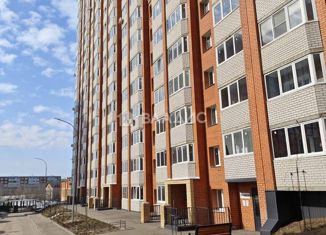 Продаю 2-ком. квартиру, 71 м2, Владимир, улица Горького, 133А