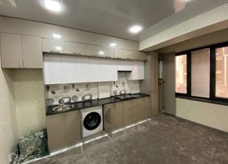 Продаю 1-комнатную квартиру, 39.2 м2, посёлок Новая Адыгея, Береговая улица, 2/5