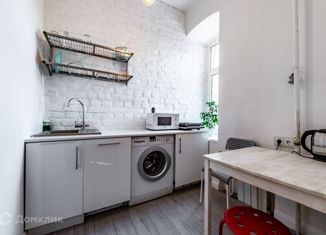 Продажа 2-комнатной квартиры, 35 м2, Санкт-Петербург, 16-я линия Васильевского острова, 77Б, 16-я линия Васильевского острова