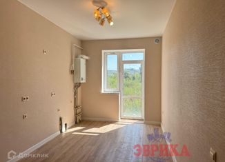 Двухкомнатная квартира на продажу, 58.6 м2, Крымск, Кузбасская улица, 2