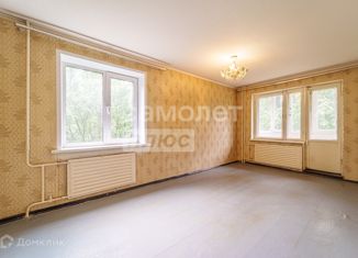 Продам 3-ком. квартиру, 58.4 м2, Пермский край, улица КИМ, 15