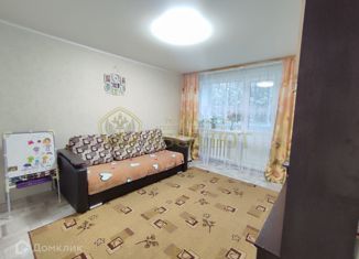 Продам 2-комнатную квартиру, 46 м2, Свердловская область, Российская улица, 14