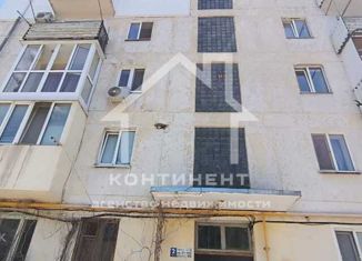 Продаю 2-ком. квартиру, 40.7 м2, Судак, Яблоневая улица, 4