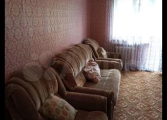Трехкомнатная квартира на продажу, 58 м2, Крым, улица Гайдара, 16