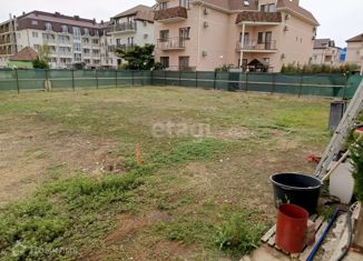 Продам участок, 7.5 сот., поселок городского типа Новофёдоровка, улица Дегтярёва, 1