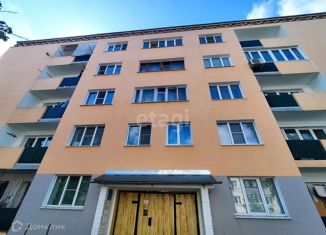 Продается 1-комнатная квартира, 11 м2, Калуга, улица Огарёва, 20