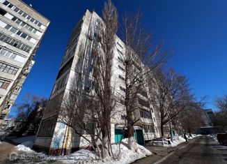 Продажа 3-комнатной квартиры, 65 м2, Оренбург, проспект Гагарина, 37