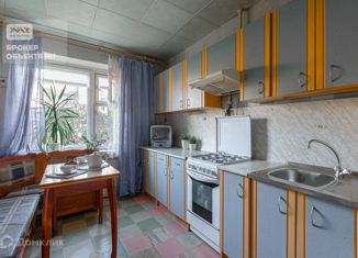 Продам 3-комнатную квартиру, 58.1 м2, Санкт-Петербург, Варшавская улица, 37к1, метро Парк Победы