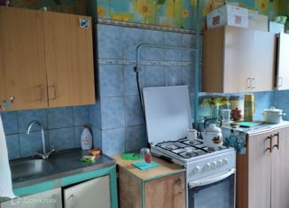 Продается трехкомнатная квартира, 56 м2, Нижний Новгород, улица Исполкома, 6, улица Исполкома