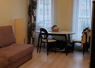 Продаю двухкомнатную квартиру, 59 м2, Кронштадт, улица Зосимова, 46