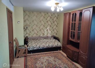 Сдам в аренду 2-ком. квартиру, 42 м2, Калуга, улица Никитина, 125