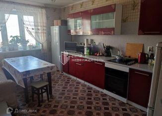 Продаю трехкомнатную квартиру, 92 м2, село Рождествено, Сиреневый бульвар, 7