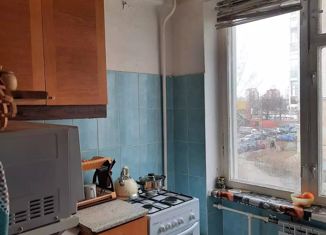 Сдача в аренду трехкомнатной квартиры, 58 м2, Санкт-Петербург, проспект Ветеранов, 136