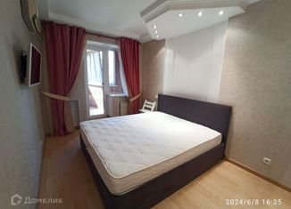 3-комнатная квартира в аренду, 73.3 м2, Москва, Варшавское шоссе, 152к3, метро Аннино