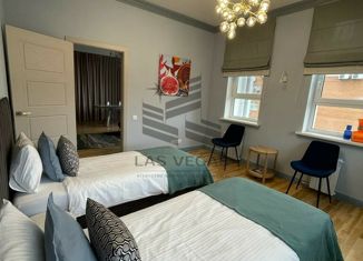 Аренда 3-ком. квартиры, 80 м2, Татарстан, Петербургская улица, 44