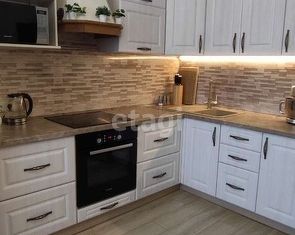 Продается двухкомнатная квартира, 51.6 м2, село Червишево, улица Строителей, 13