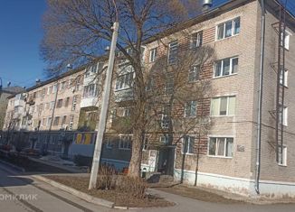 Продается 2-ком. квартира, 45 м2, посёлок городского типа Звёздный, Школьная улица, 10