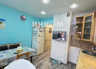 Продажа трехкомнатной квартиры, 75 м2, Москва, улица Маршала Тухачевского, 32к2, метро Народное Ополчение