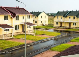 Продаю таунхаус, 98 м2, деревня Аннолово, Липовая аллея