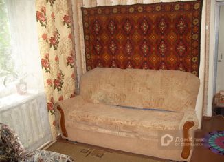 Продается 2-комнатная квартира, 41 м2, село Октябрьское, Заводская улица, 1