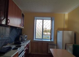 Сдаю в аренду четырехкомнатную квартиру, 78 м2, Братск, Советская улица, 22