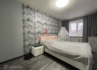 Продаю 3-комнатную квартиру, 63 м2, Карабаново, улица Победы, 1