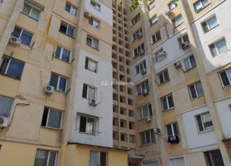 Продаю двухкомнатную квартиру, 45 м2, Евпатория, улица Конституции, 34