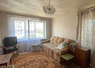 Продам 4-комнатную квартиру, 68.9 м2, Астраханская область, Курская улица, 53