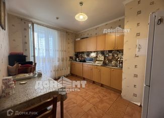 Продам 3-комнатную квартиру, 70 м2, Ростовская область, Гарнизонный переулок, 3