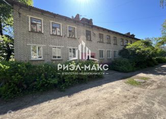 Продаю 1-ком. квартиру, 30 м2, Брянск, улица Челюскинцев, 14, Фокинский район