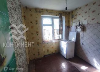 Продажа 2-ком. квартиры, 41 м2, Армянск, Школьная улица, 7