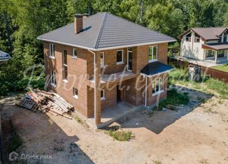 Продам дом, 250 м2, коттеджный поселок Александровы Пруды