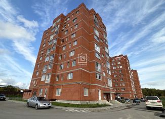 Продается 2-комнатная квартира, 50.5 м2, Калуга, Азаровская улица, 40к3, ЖК Марс