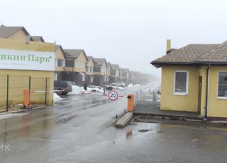 Продаю таунхаус, 93.3 м2, село Уваровка, 1-я Парковая улица, 14/3