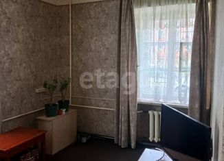 Продаю трехкомнатную квартиру, 59 м2, Кемеровская область, улица Рукавишникова, 43