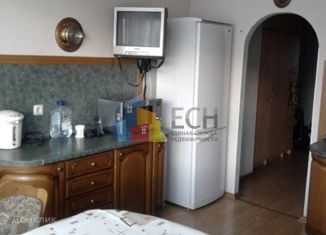 Трехкомнатная квартира на продажу, 77 м2, Москва, Филёвский бульвар, 34, метро Мнёвники