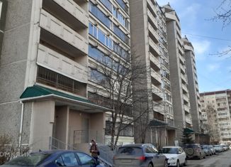 Продается однокомнатная квартира, 33 м2, Екатеринбург, улица Крестинского, 37к1, метро Ботаническая