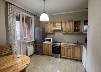 Продается 3-ком. квартира, 74 м2, Москва, улица Удальцова, 1к1, улица Удальцова