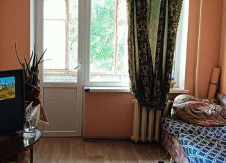 Продается двухкомнатная квартира, 42 м2, Волгоград, улица Мясникова, 16, Тракторозаводский район