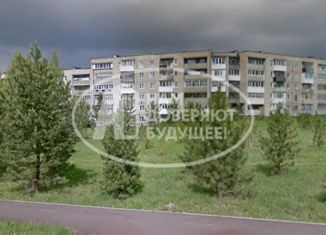 Продажа 1-комнатной квартиры, 32.8 м2, Лысьва, улица Гайдара, 3