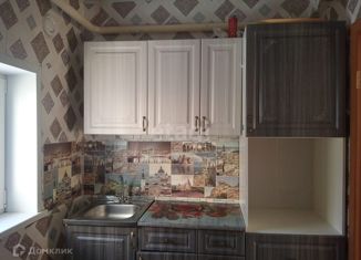 Продам 4-ком. квартиру, 70 м2, рабочий посёлок Коченёво, Олимпийская улица, 8