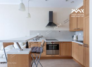 Сдаю 2-ком. квартиру, 60 м2, Санкт-Петербург, Барочная улица, 12, Барочная улица