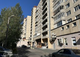 Продается 3-комнатная квартира, 73 м2, Санкт-Петербург, метро Проспект Большевиков, проспект Большевиков, 3