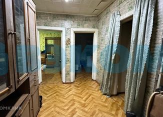 Продажа 2-комнатной квартиры, 56.2 м2, Тюменская область, улица Гагарина, 35А