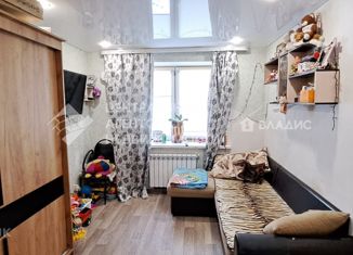 Продаю 1-комнатную квартиру, 30 м2, Рыбное, Крымская улица, 12