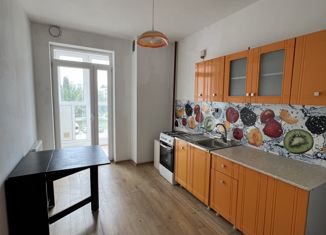 Продается 1-ком. квартира, 41 м2, Калининград, Московский район, Судостроительная улица, 102