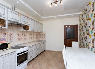 Продам трехкомнатную квартиру, 82.4 м2, Краснодарский край, улица им. Героя Яцкова И.В., 9к1